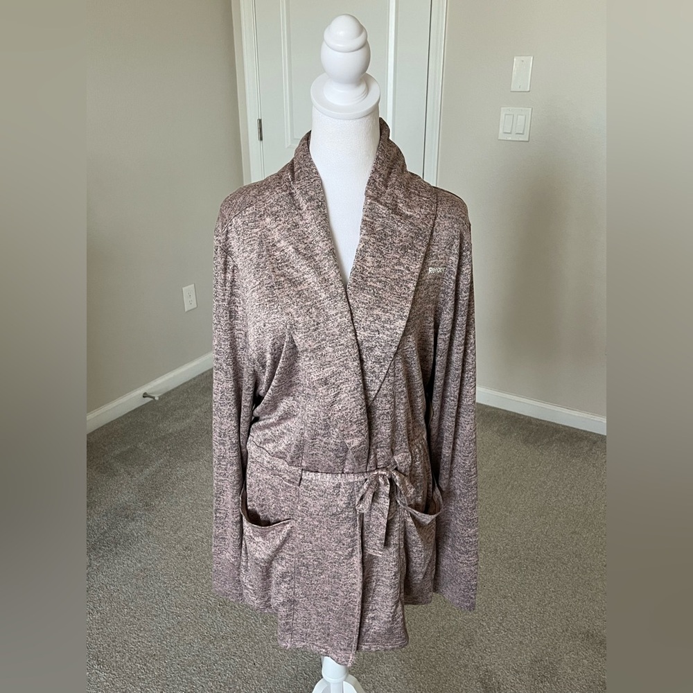 NWOT Reebok Womans Wrap Cardigan Size 2X Taupe with Pink Undertones